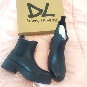 Dirty Laundry Women Montana Chelsea Boots
